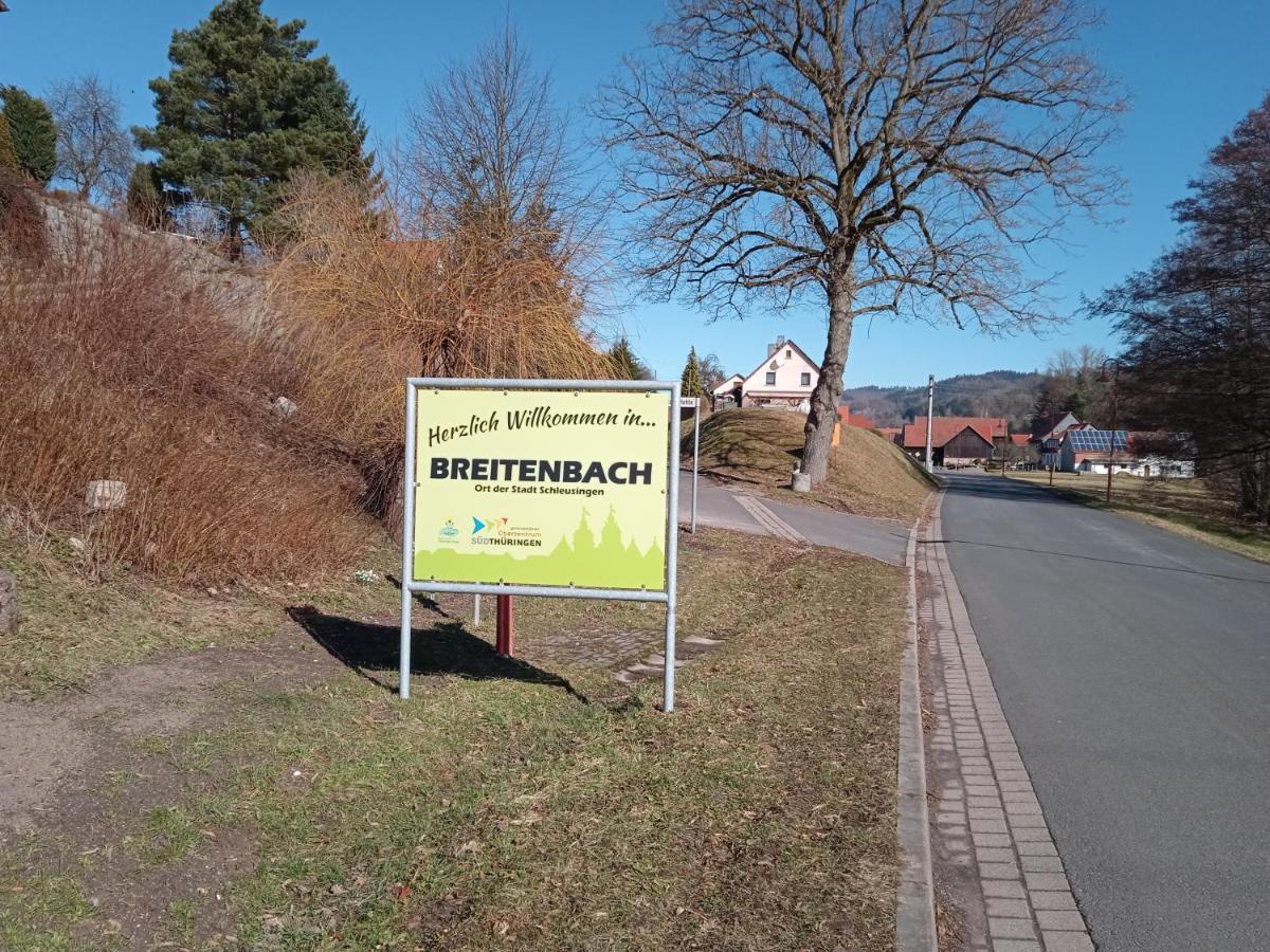 Hotel & Restaurant Zum Adlersberg Schleusingen Exterior foto