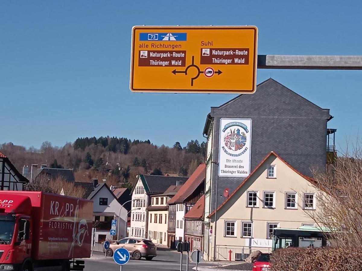 Hotel & Restaurant Zum Adlersberg Schleusingen Exterior foto
